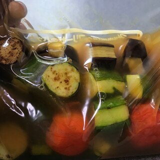 少量の漬け汁で！夏野菜の洋風焼き浸し